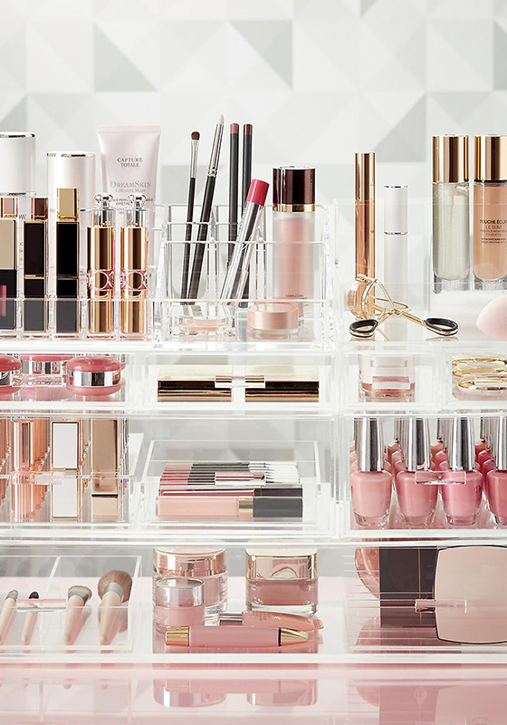 THE PRETTIEST BATHROOM ORGANIZATION FOR YOUR BEAUTY PRODUCTS 2